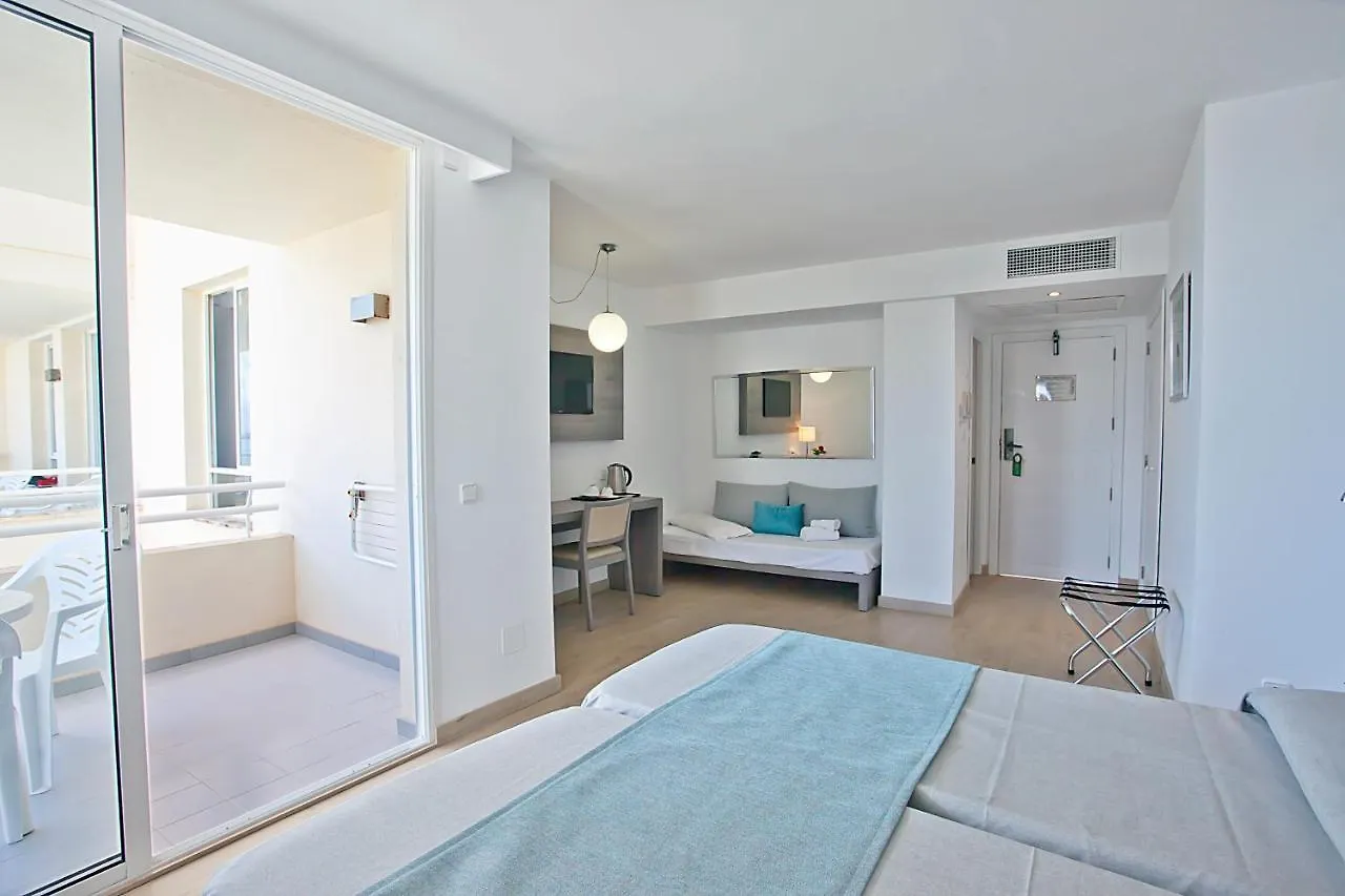 Aparthotel Playa Dorada サ・コマ