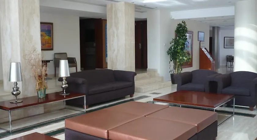 Aparthotel Playa Dorada サ・コマ 3*,