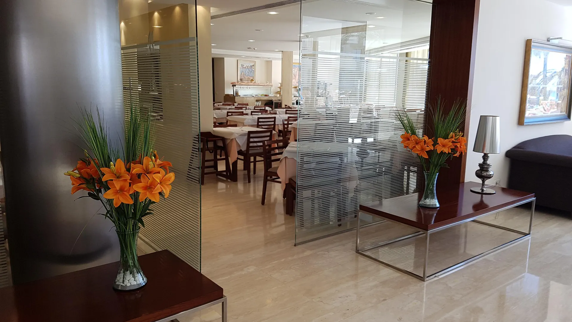 Aparthotel Playa Dorada 사 코마 3*,